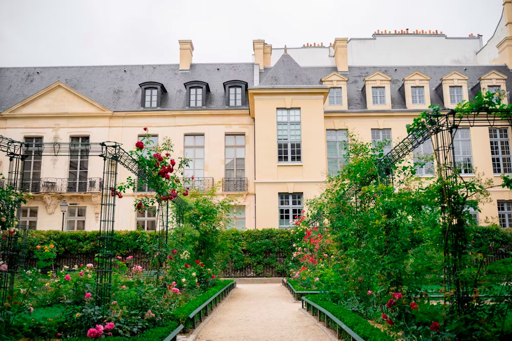 The trendy neighborhoods in Paris