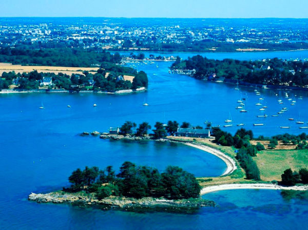 Private Catamaran Cruise in the Gulf of Morbihan - Image 2