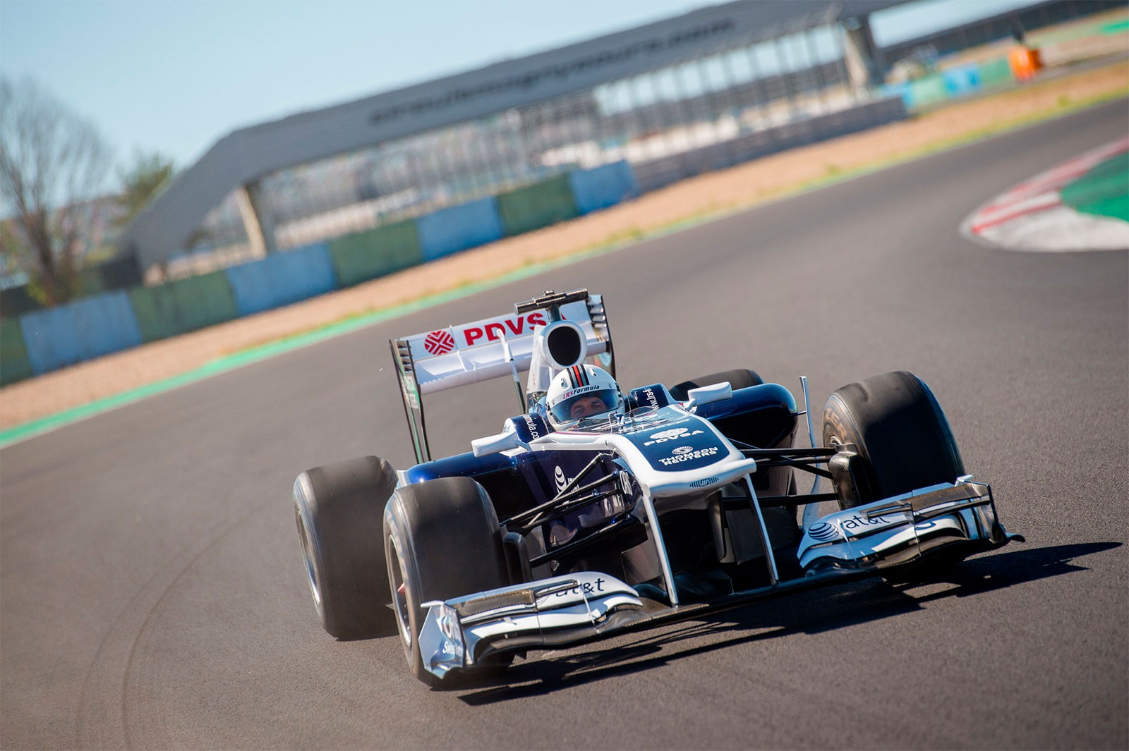 Formula 1 driving experience at Magny-Cours in France