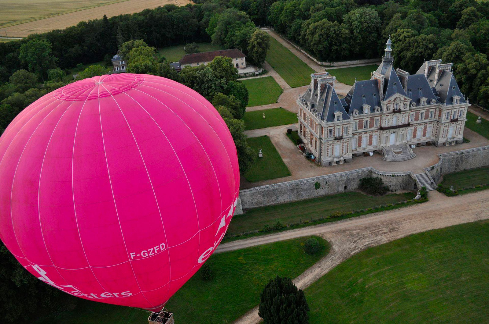 Hot Air Balloon Ride Over the Castles of the Loire Valley