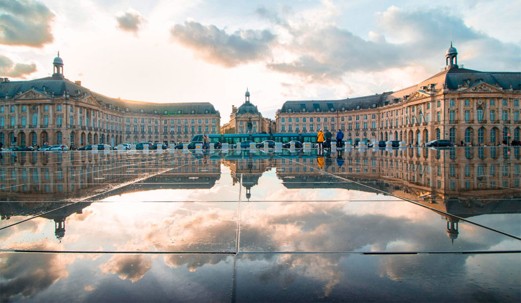 The best hidden places to visit in Bordeaux that locals love but tourists often miss?