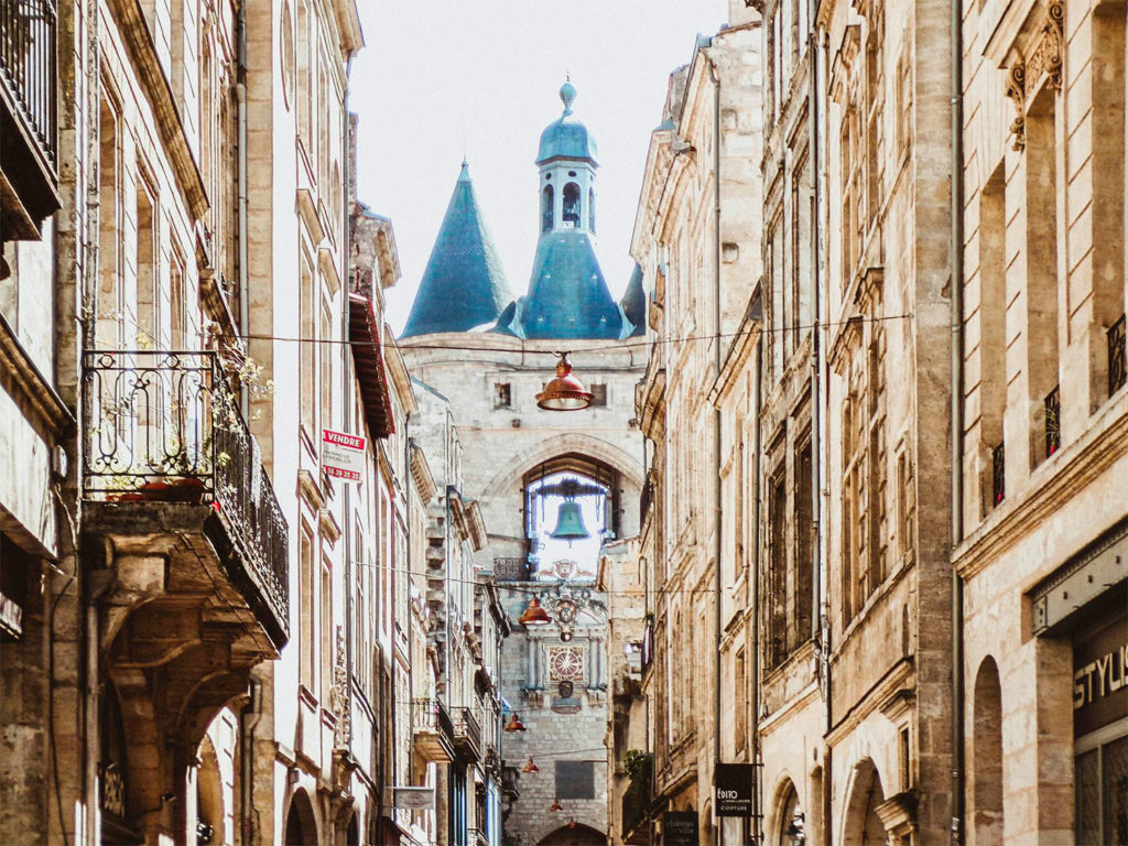 The best hidden places to visit in Bordeaux that locals love but tourists often miss?