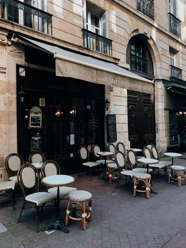 The best hidden places to visit in Bordeaux that locals love but tourists often miss?