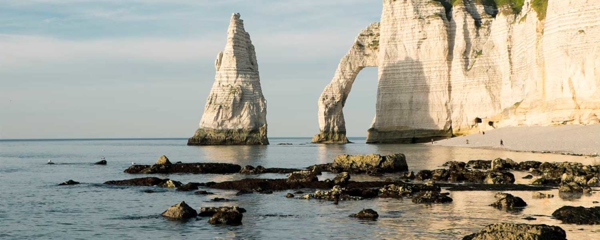 Étretat: what attracts visitors