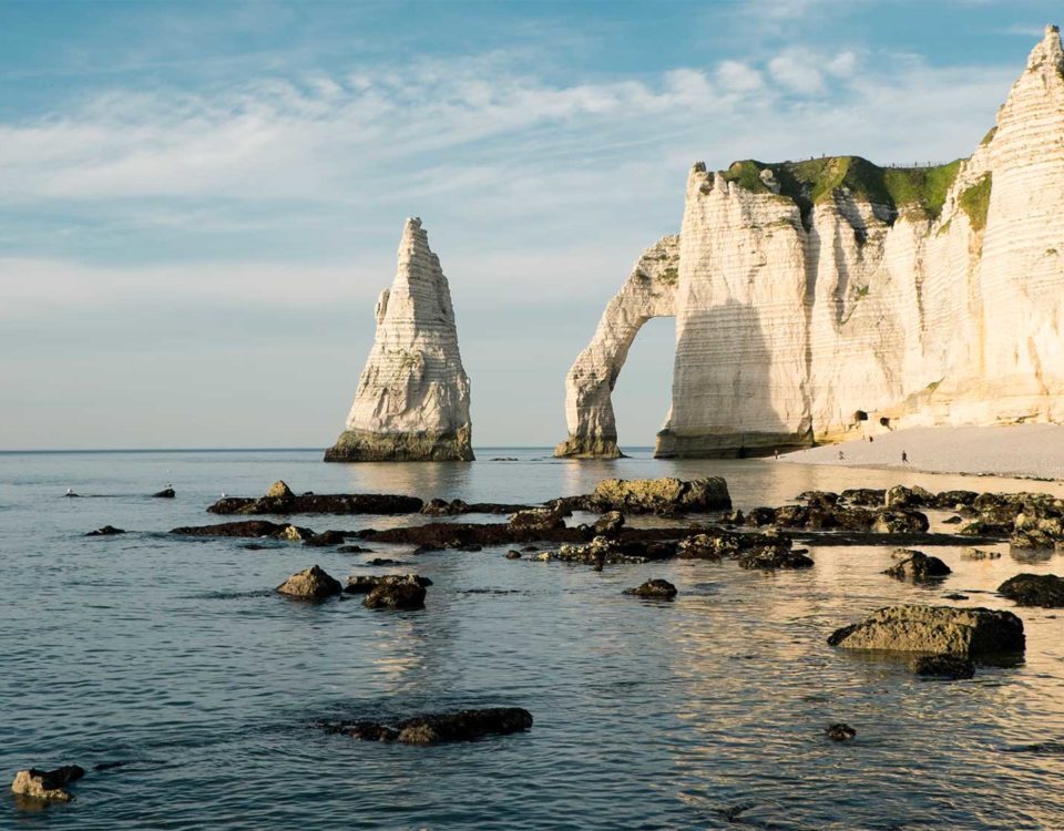 Étretat: what attracts visitors