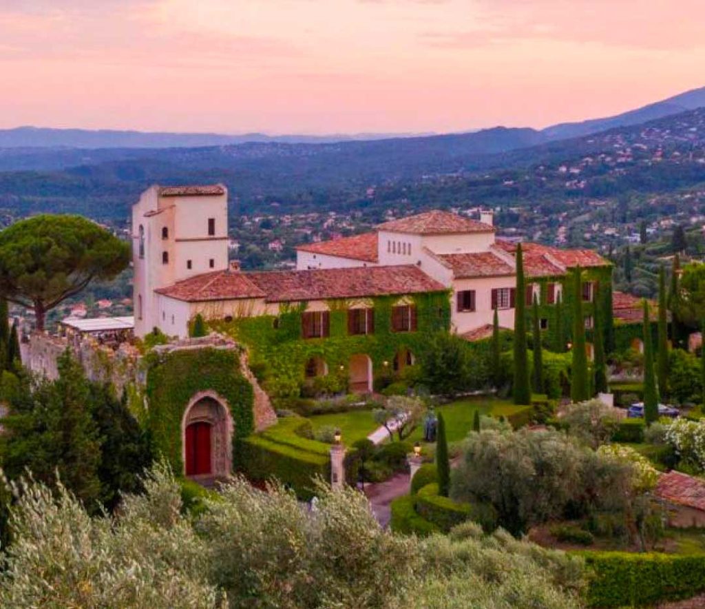 12 Must-See Châteaux to Visit in the South of France
