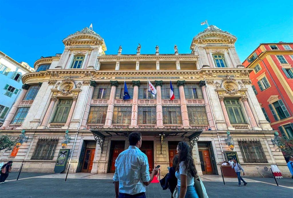 Getting Around in Nice: Public and Private Transport Options
