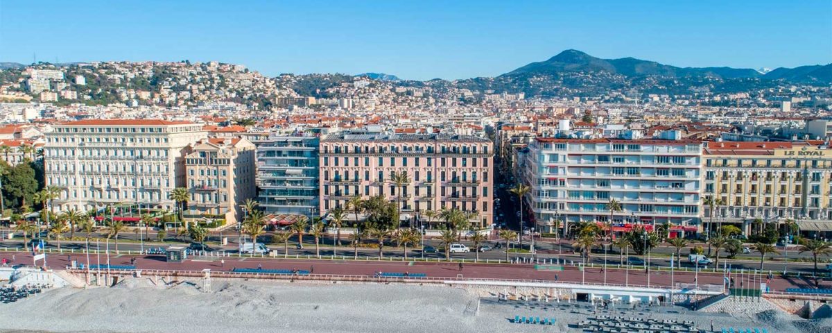 Getting Around in Nice: Public and Private Transport Options