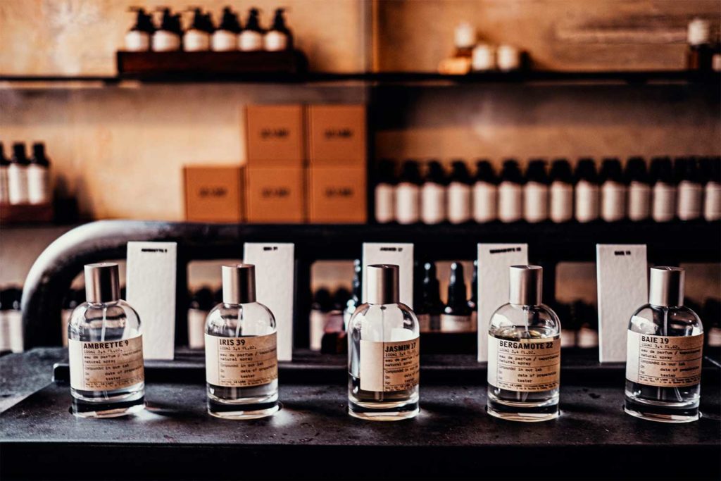 Perfumes: translating a memory into a coherent olfactory pyramid