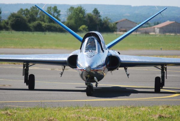 fly fighter jet Beauvais